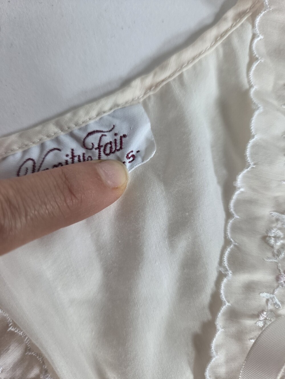 Vintage Vanity Fair pintuck lace pink champagne nightgown pockets button down S - Picture 5 of 11